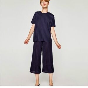 Zara Dark Blue Set (top and capris)